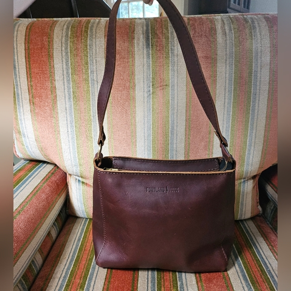 Portland Leather Burgundy Shoulder Bag - Picture 1 of 4